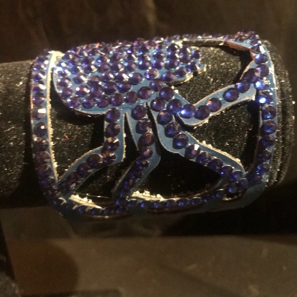 spider cuff 🕷 - Picture 2 of 4